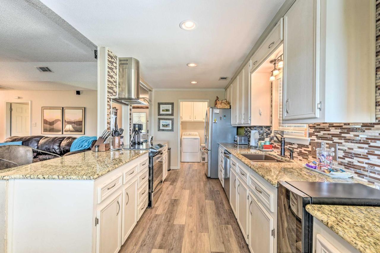 Abilene Home With Bbq And Pvt Yard, 1 Mi To Acu! Eksteriør billede